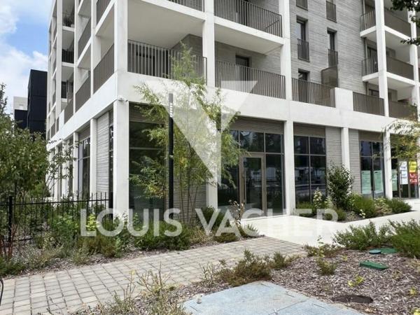 Murs commerciaux libres de 193 m² à vendre à Bordeaux