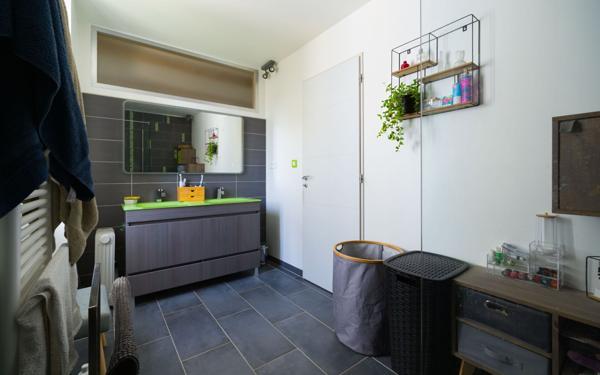 Maison à vendre    5 pièces • 187 m2 Reillanne