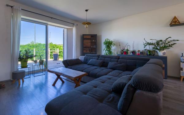 Maison à vendre    5 pièces • 187 m2 Reillanne