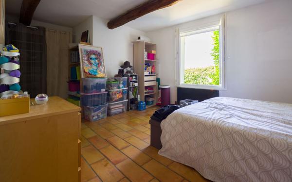 Maison à vendre    5 pièces • 187 m2 Reillanne