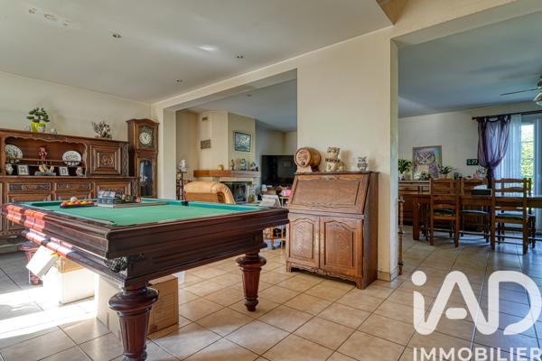 Maison à vendre 7 pièces 147,14 m² Saint-Brice-sous-Forêt