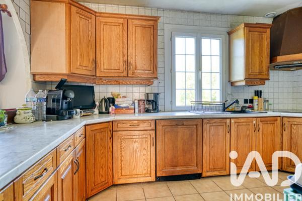 Maison à vendre 7 pièces 147,14 m² Saint-Brice-sous-Forêt