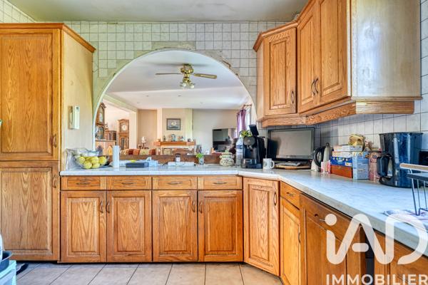 Maison à vendre 7 pièces 147,14 m² Saint-Brice-sous-Forêt