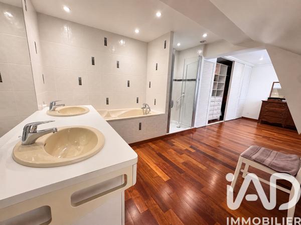 Maison à vendre 6 pièces 153 m² Montmorency