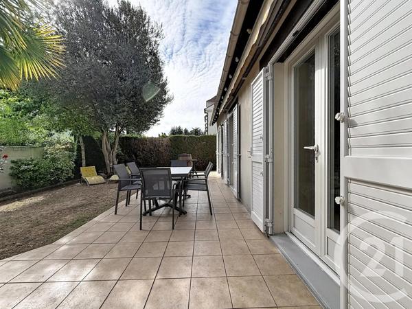 Maison à vendre  7 pièces - 135 m 2   STE GENEVIEVE DES BOIS  - 91