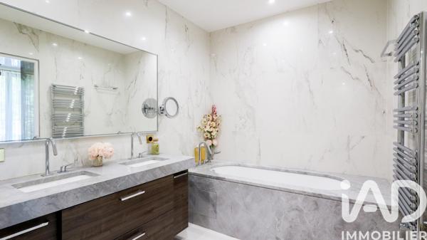 Appartement à vendre 6 pièces 160,62 m² Paris 10