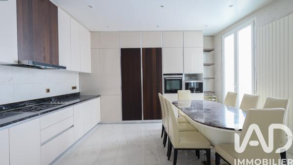 Appartement à vendre 6 pièces 160,62 m² Paris 10