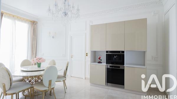 Appartement à vendre 6 pièces 160,62 m² Paris 10