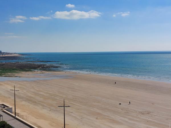 APPARTEMENT FRONT DE MER