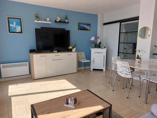 APPARTEMENT FRONT DE MER