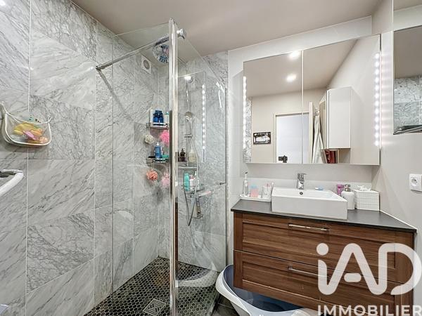 Appartement à vendre 3 pièces 82 m² Courbevoie