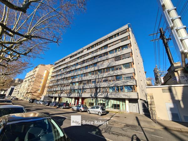 Location bureaux rénovés Lyon 5ème vues panoramiques sur la Presqu’île
