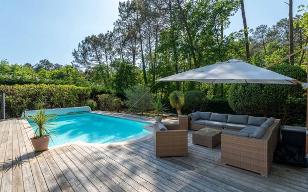 Maison à vendre    5 pièces •  Biscarrosse