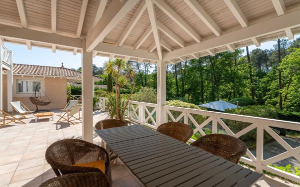 Maison à vendre    5 pièces •  Biscarrosse