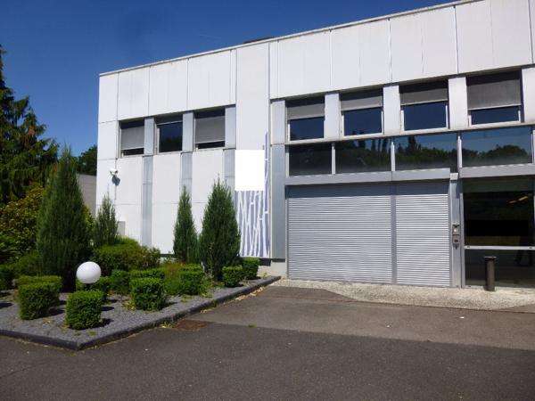 Bâtiment à usage de bureaux