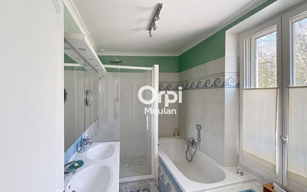 Maison à vendre    8 pièces • 226 m2 Hardricourt