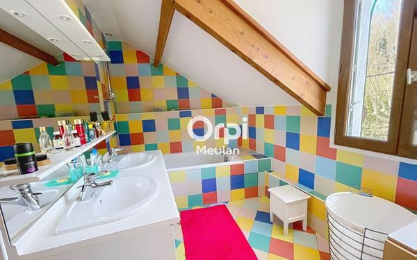 Maison à vendre    8 pièces • 226 m2 Hardricourt