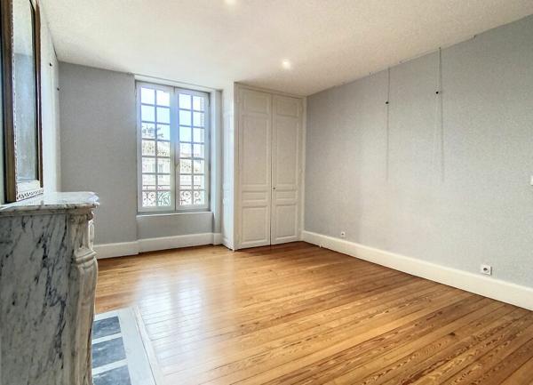 Appartement à louer    3 pièces •  Vichy