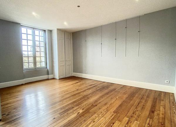 Appartement à louer    3 pièces •  Vichy