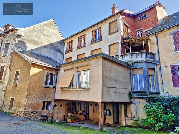 Cassagnes-Bégonhès (12120) Grande maison de maître 530 m² au cœur de Cassagnes-Bégonhès