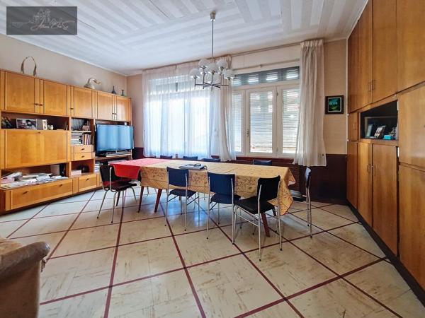 Cassagnes-Bégonhès (12120) Grande maison de maître 530 m² au cœur de Cassagnes-Bégonhès