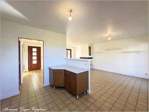 Courville-Sur-Eure - A vendre maison de plain pied, 2 chambres, terrain clos 563 m²