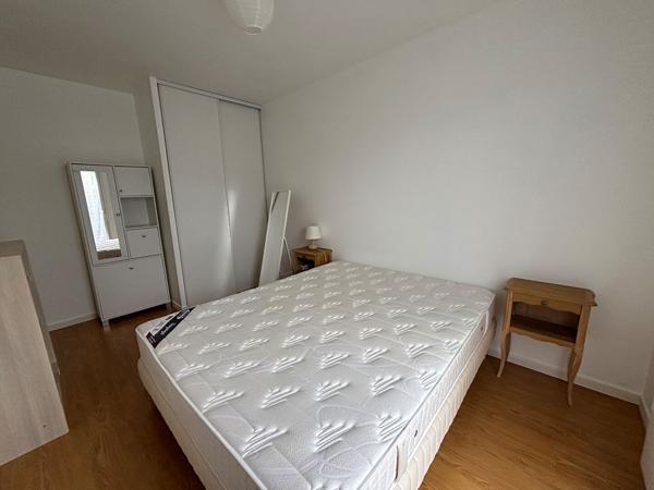Appartement meublé de 65 m² avec terrasse et parking