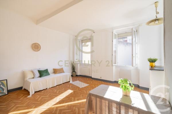 Appartement Studio à vendre  1 pièce - 33 m2 MARSEILLE - 13005