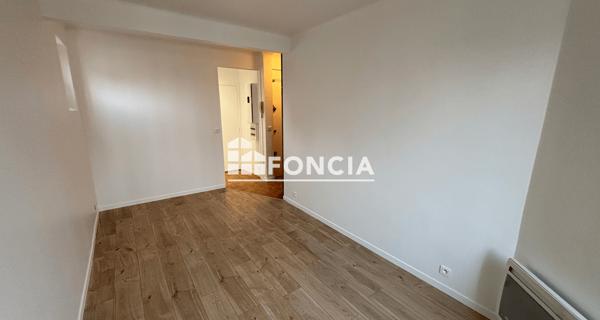 Location Studio 23.01 m² - Arcueil 94110