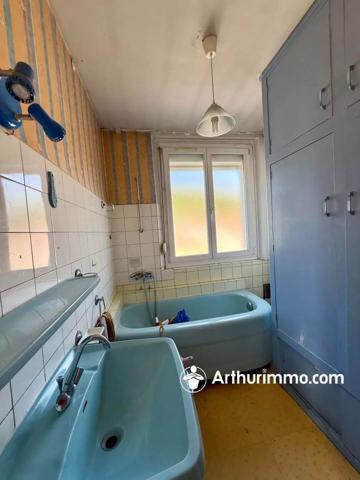 Vente                                                      Appartement
                        
                     4 pièces                      73 m2                     à Belfort