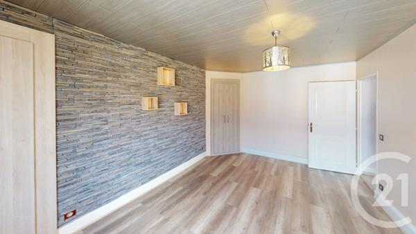 Appartement F4 à vendre  5 pièces - 126 m 2   PONTARLIER  - 25