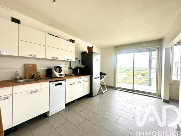 Appartement à vendre 4 pièces 77,13 m² Massy