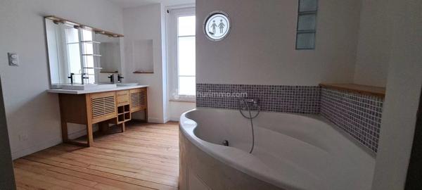 Location Duplex 4 pièces 121 m2 à Carmaux