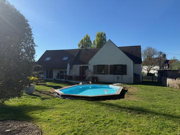 Voulangis (77580) Pavillon indépendant, quatre chambres dont trois de plain pied sur plus de 1100 m² de terrain clos.