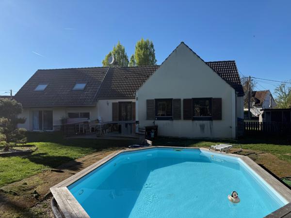 Voulangis (77580) Pavillon indépendant, quatre chambres dont trois de plain pied sur plus de 1100 m² de terrain clos.