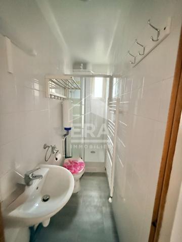 DERNIER ETAGE  2 pièces de 30 m2