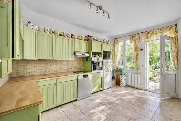 Maison Asnieres Sur Oise  147.93 m2