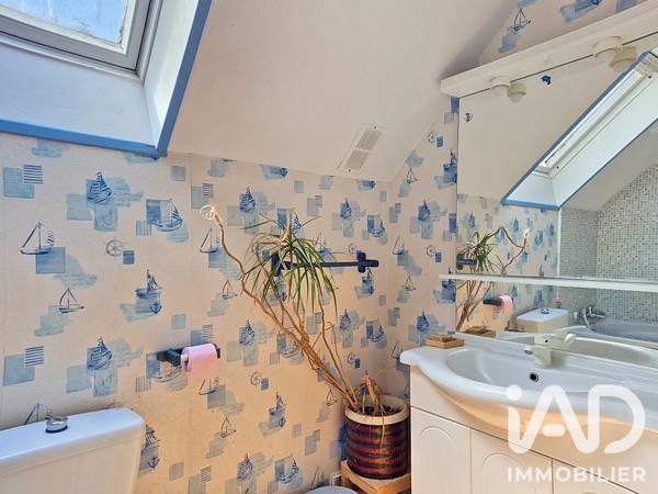 Maison à vendre 6 pièces 132 m² Le Mesnil-Saint-Denis