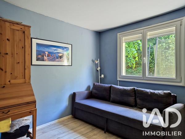 Maison à vendre 6 pièces 132 m² Le Mesnil-Saint-Denis
