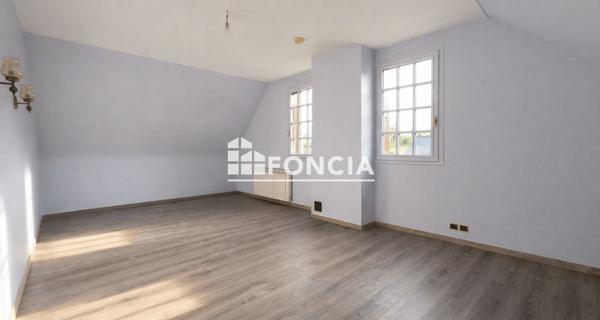 À vendre Maison 5 pièces 123 m² - Nazelles-négron 37530