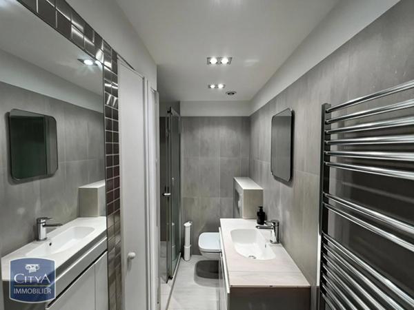 Appartement à louer 3 pièces 58.27m² Cannes (06400)