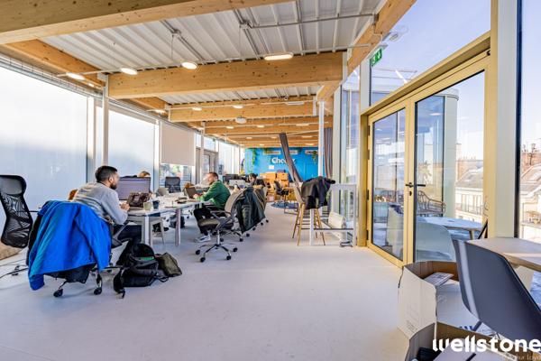 Bureaux à louer à PARIS 75008