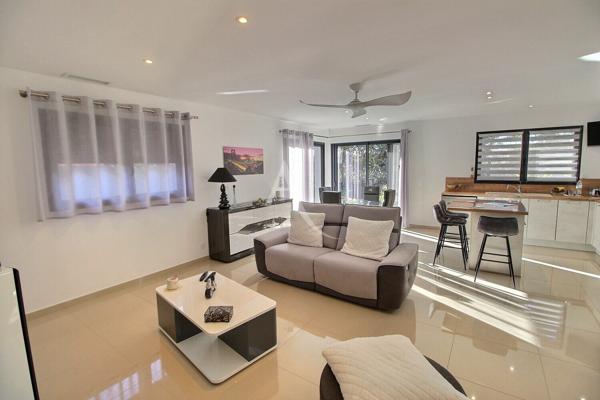 À VENDRE " Le Clos des Arcades" VILLA DE 2024 DE TYPE F3 PLAIN-PIED SUR TERRAIN 3 FACES