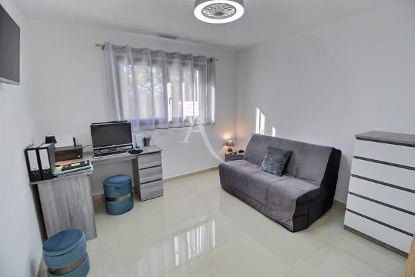 À VENDRE " Le Clos des Arcades" VILLA DE 2024 DE TYPE F3 PLAIN-PIED SUR TERRAIN 3 FACES