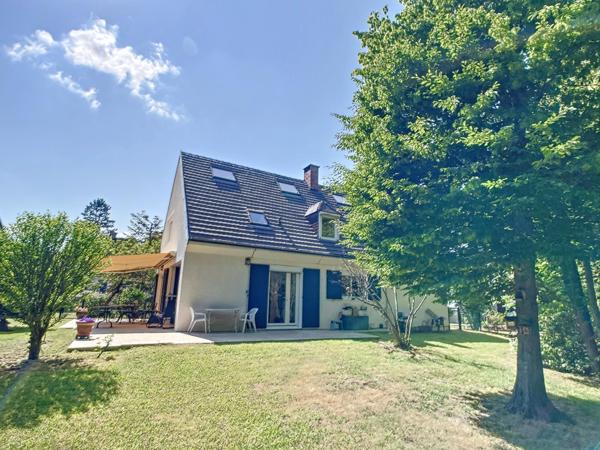 Maison familiale très bien placée dans le Parc des Aigles
