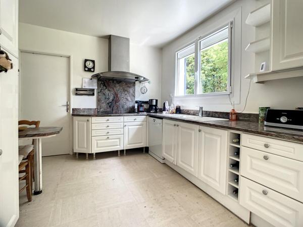 Maison familiale très bien placée dans le Parc des Aigles