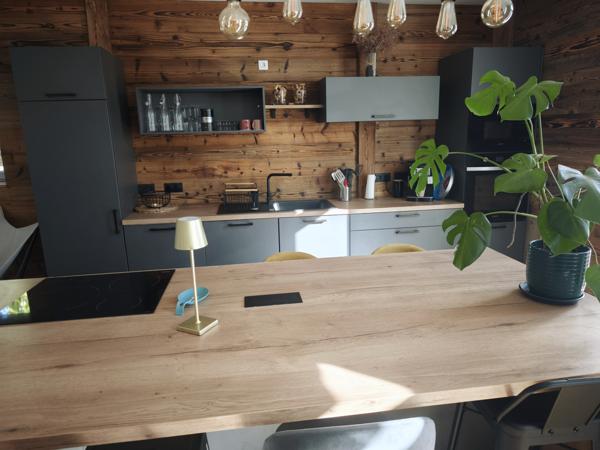 Formiguères (66210) APPARTEMENT F4 +COUR + TERRASSE