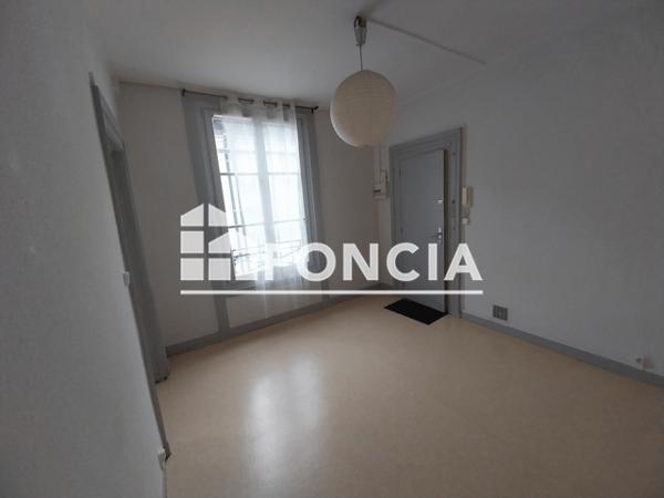 Location Studio 41.1 m² - 6 Rue de Lacoré Besancon 25000