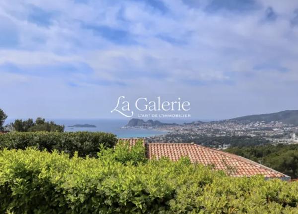 Ceyreste (13600) Propriété et vaste jardin ;)