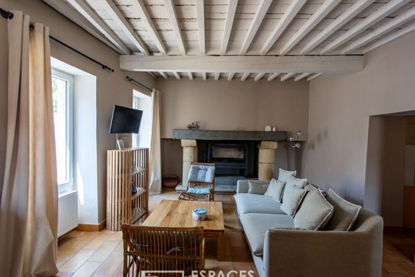 Du caractère et du charme pour cette maison de village rénovée avec chambres d’hôtes